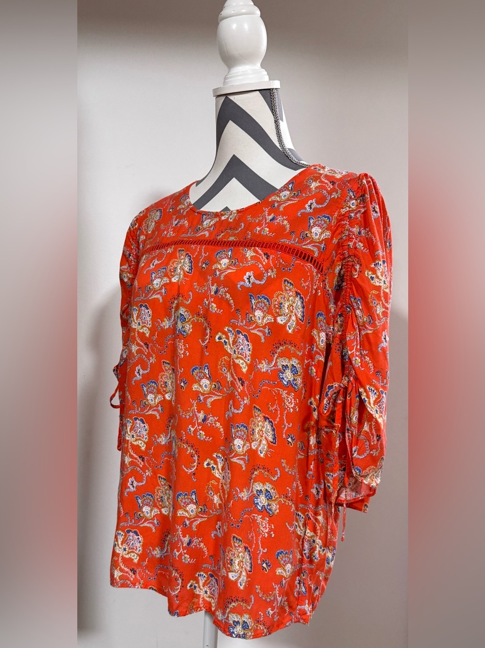 Cynthia Rowley Women's Coral Red Floral Bohemian Blouse Size Medium EUC